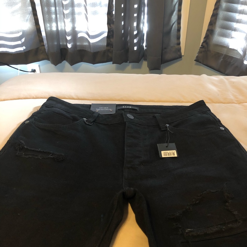 BNWT Neuw Lou Crop Selvedge Black Jeans/SZ 31